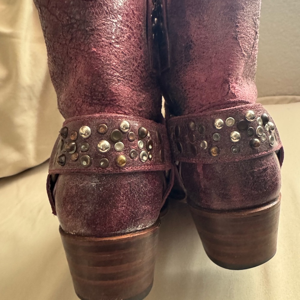 Frye Deborah Short Studded boot - Picture 8 of 8